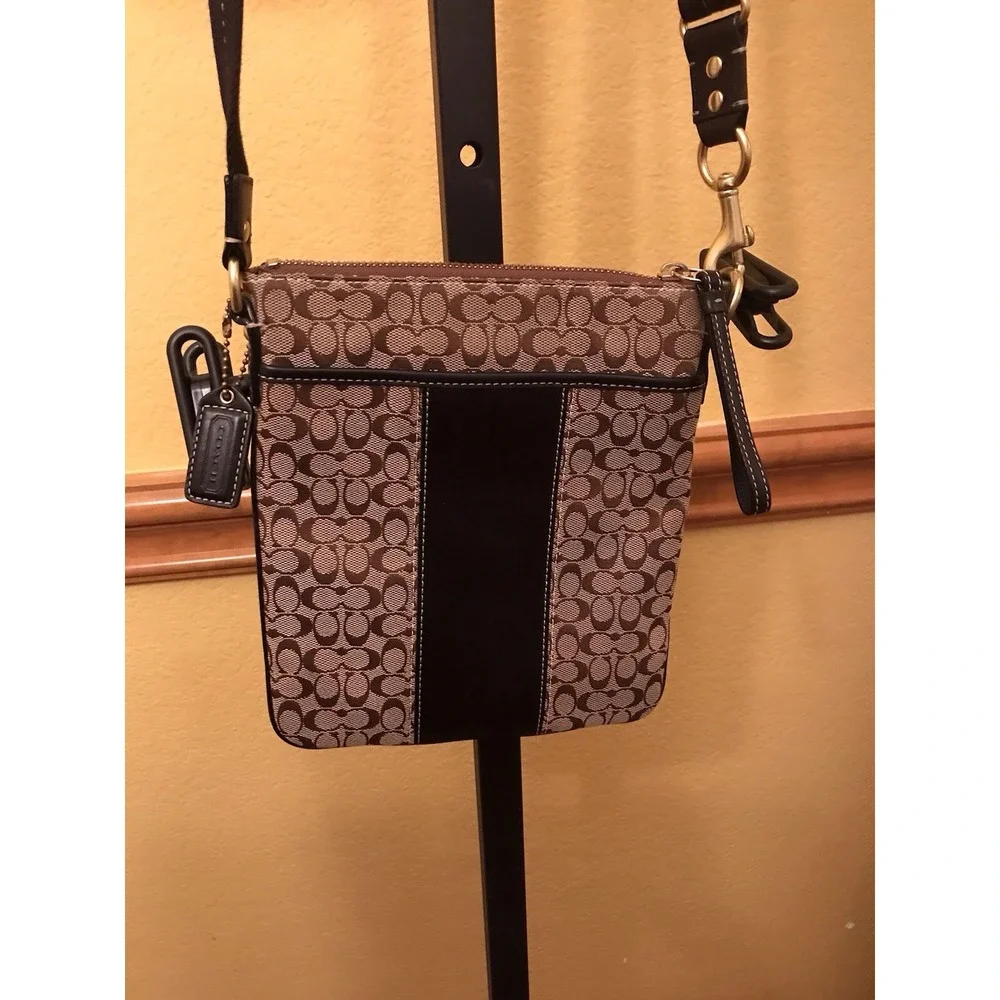 Coach Signature Crossbody Bag Women's One Size Canvas Leather Trim Purse - Picture 2 of 4